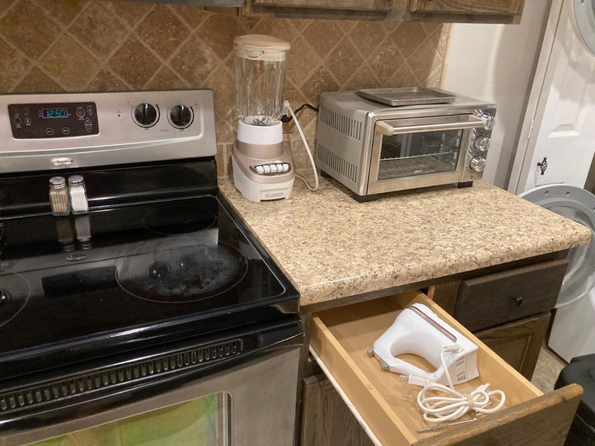 Spacious 3 Bedroom 2 Bath Condo Close To Five-Points In Athens Exterior foto